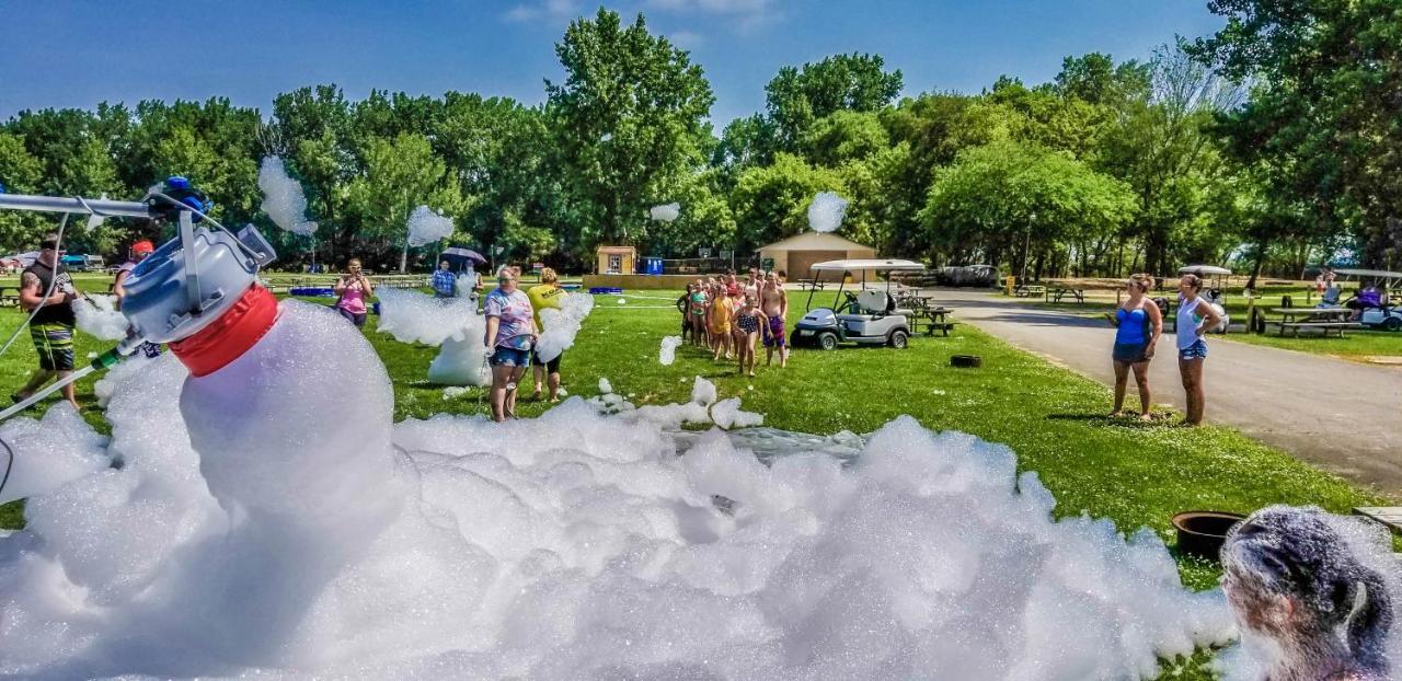Sandusky Koa Holiday Campground Hotel Екстериор снимка