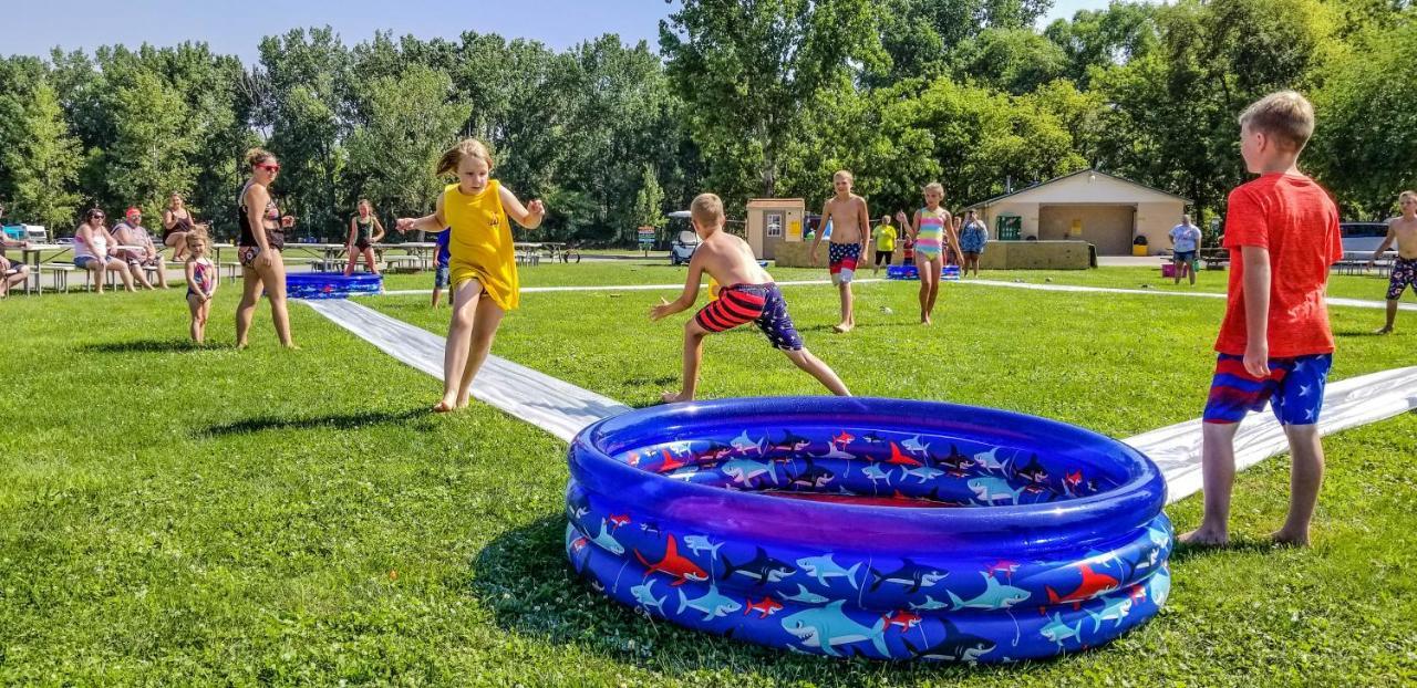 Sandusky Koa Holiday Campground Hotel Екстериор снимка